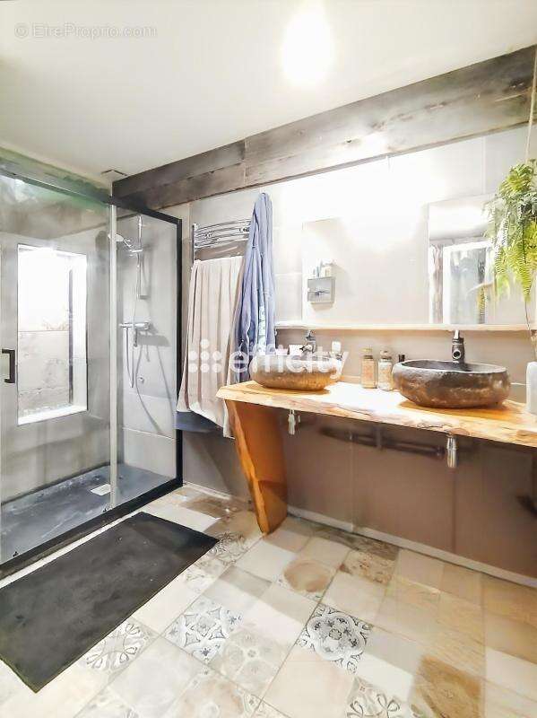 Maison 140 m² à La Rochelle  - photo 12