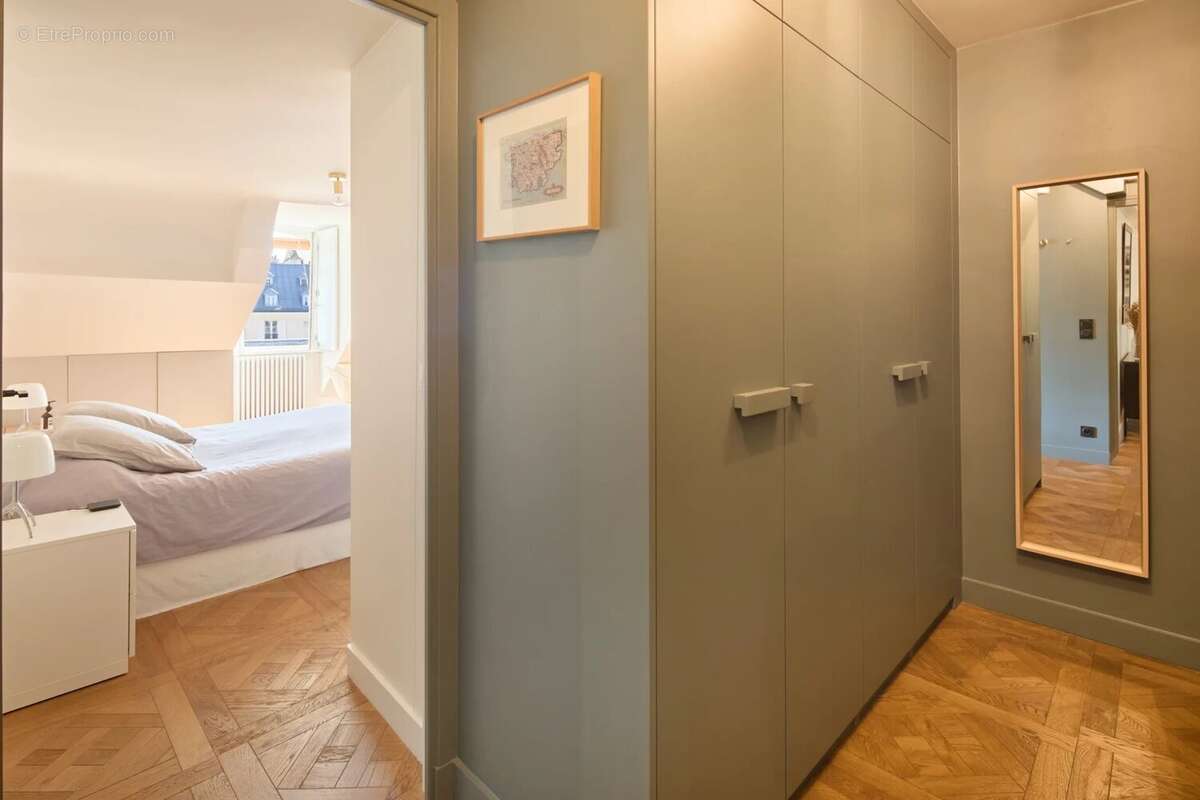 Appartement à PARIS-6E