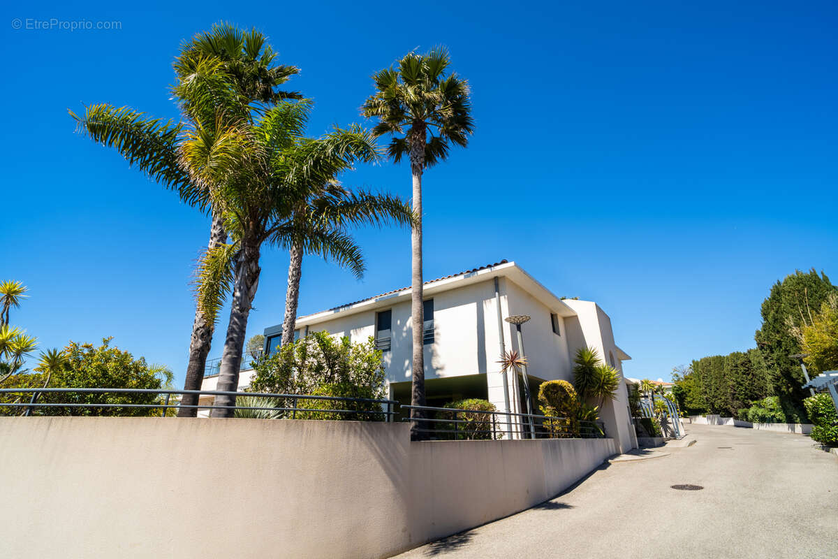 Appartement à SANARY-SUR-MER