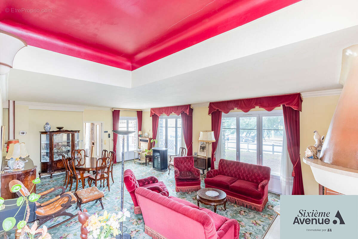 Maison à SAVIGNY-SUR-ORGE