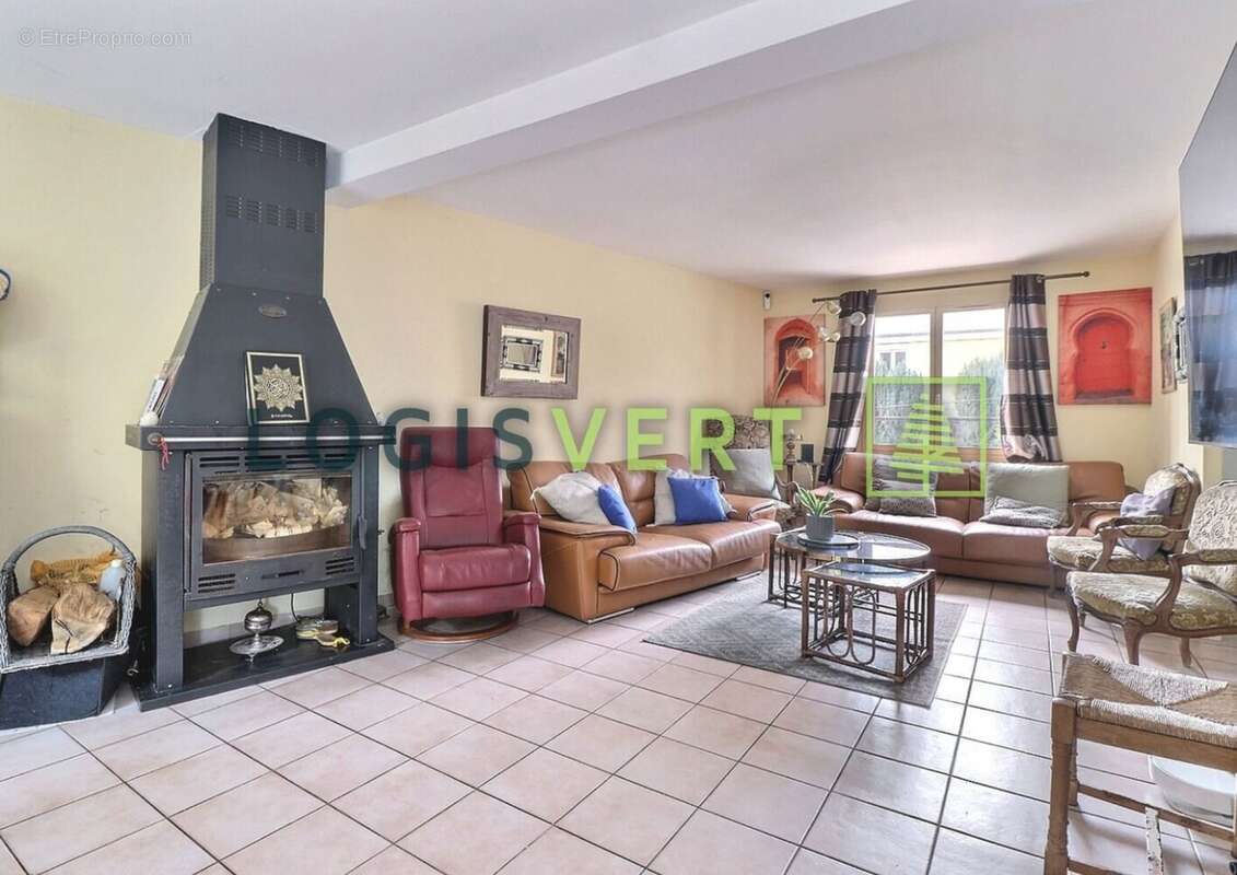 Maison 131 m² à Gometz-Le-Chatel  - photo 3
