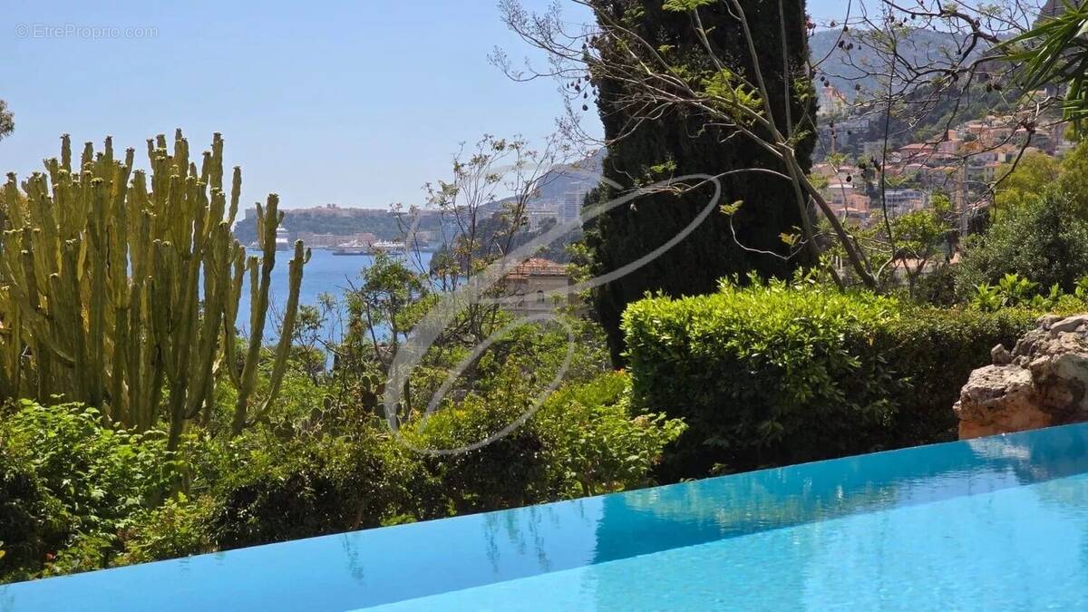 Maison à ROQUEBRUNE-CAP-MARTIN