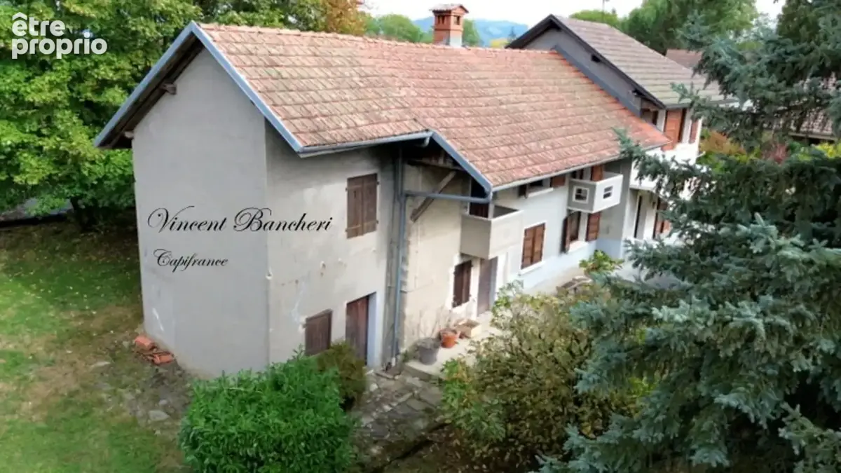 Maison à PERS-JUSSY