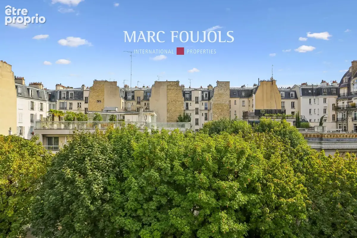 Paris XVII. Villa des Ternes. Appartement avec terrasse. - photo 16