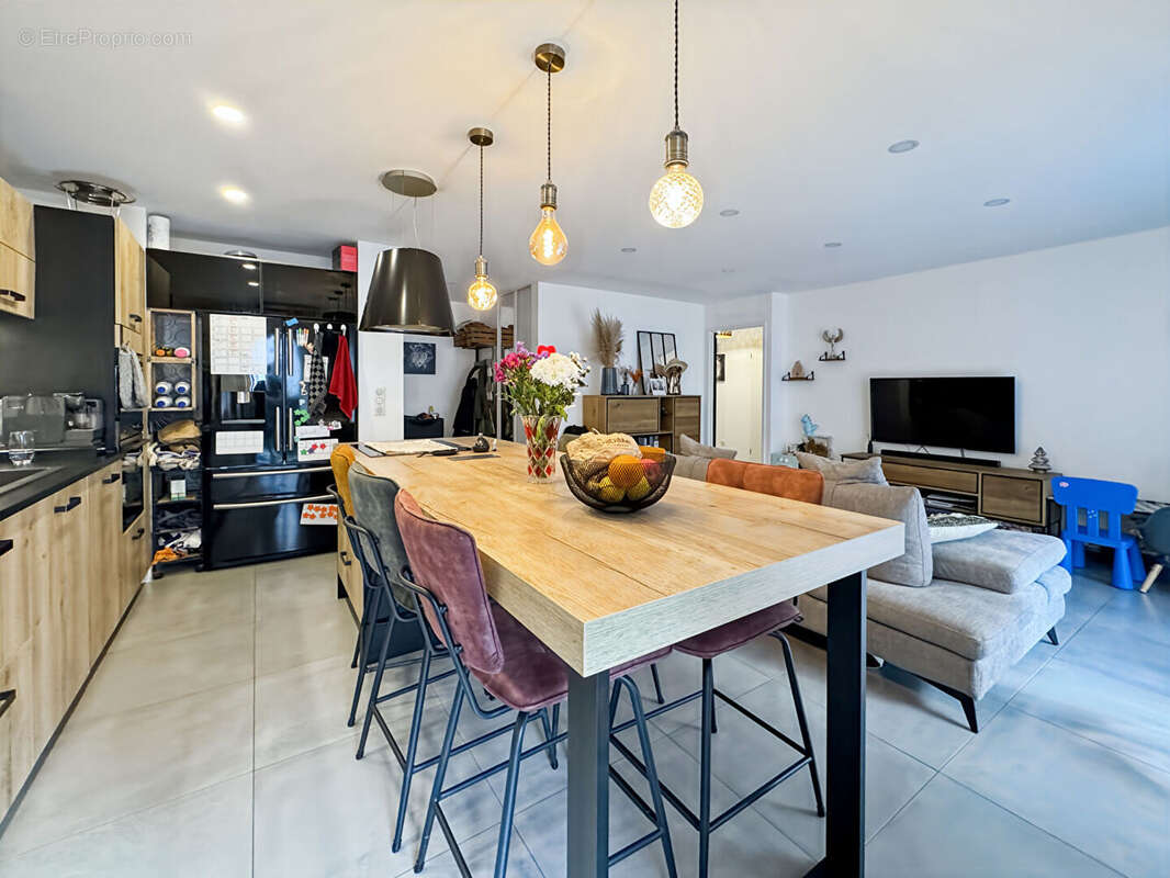 Appartement à ROSNY-SOUS-BOIS