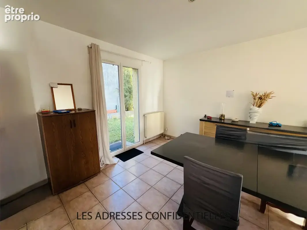 JONAGE   Maison familiale de 125 m2 sur un terrain arboré de 612 m2 - photo 4