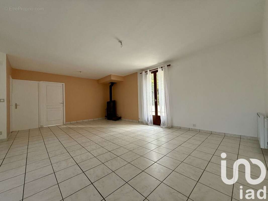 Photo 4 - Maison à MONTLUCON