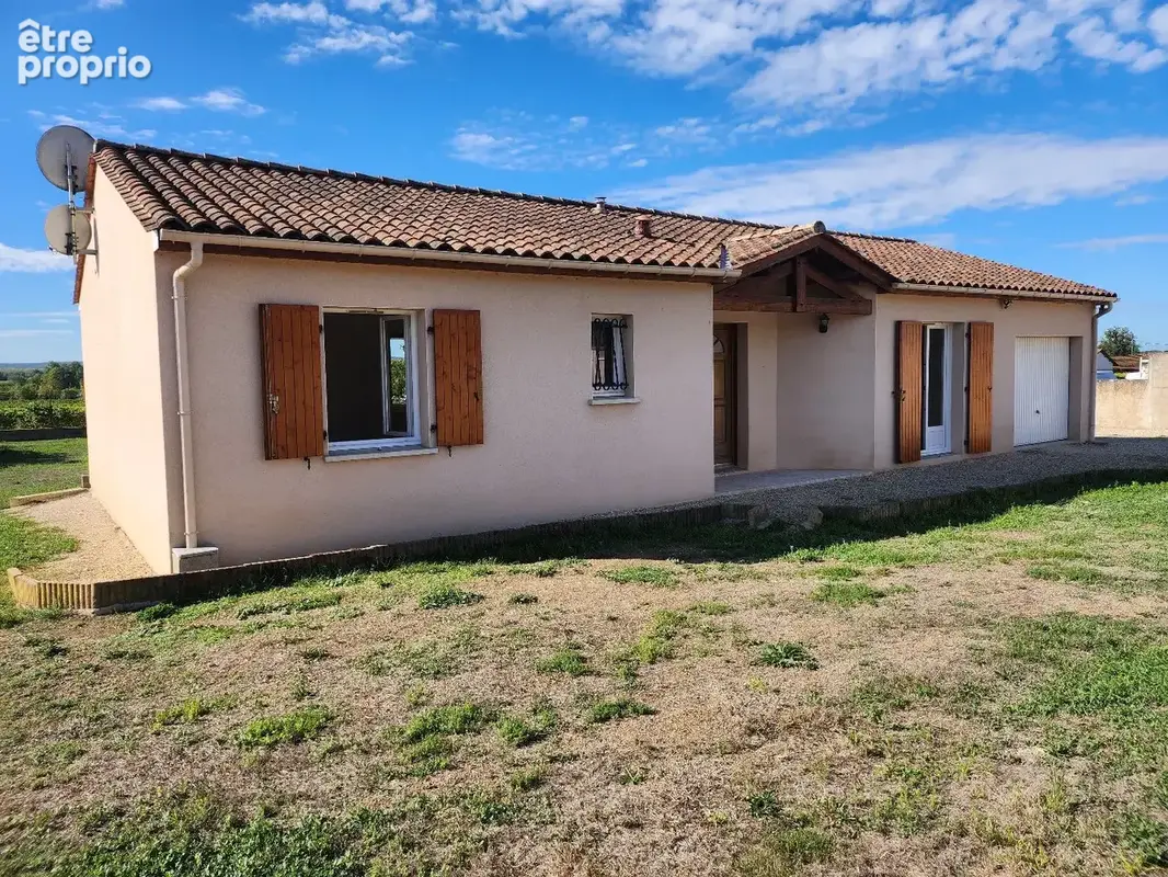 Maison à TRIAC-LAUTRAIT