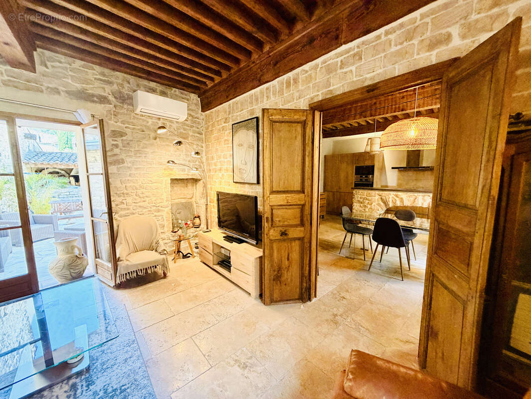 Maison à CALVISSON