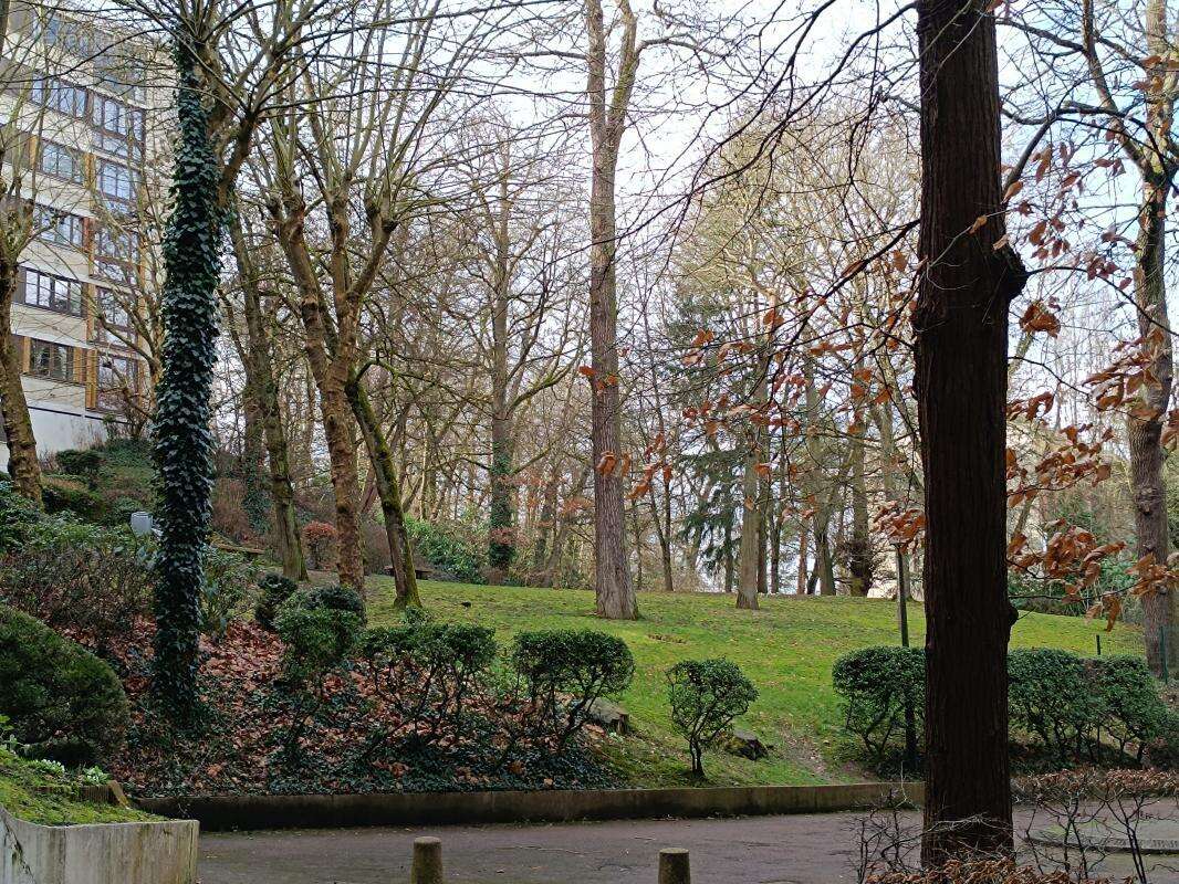 Appartement à FONTENAY-LE-FLEURY