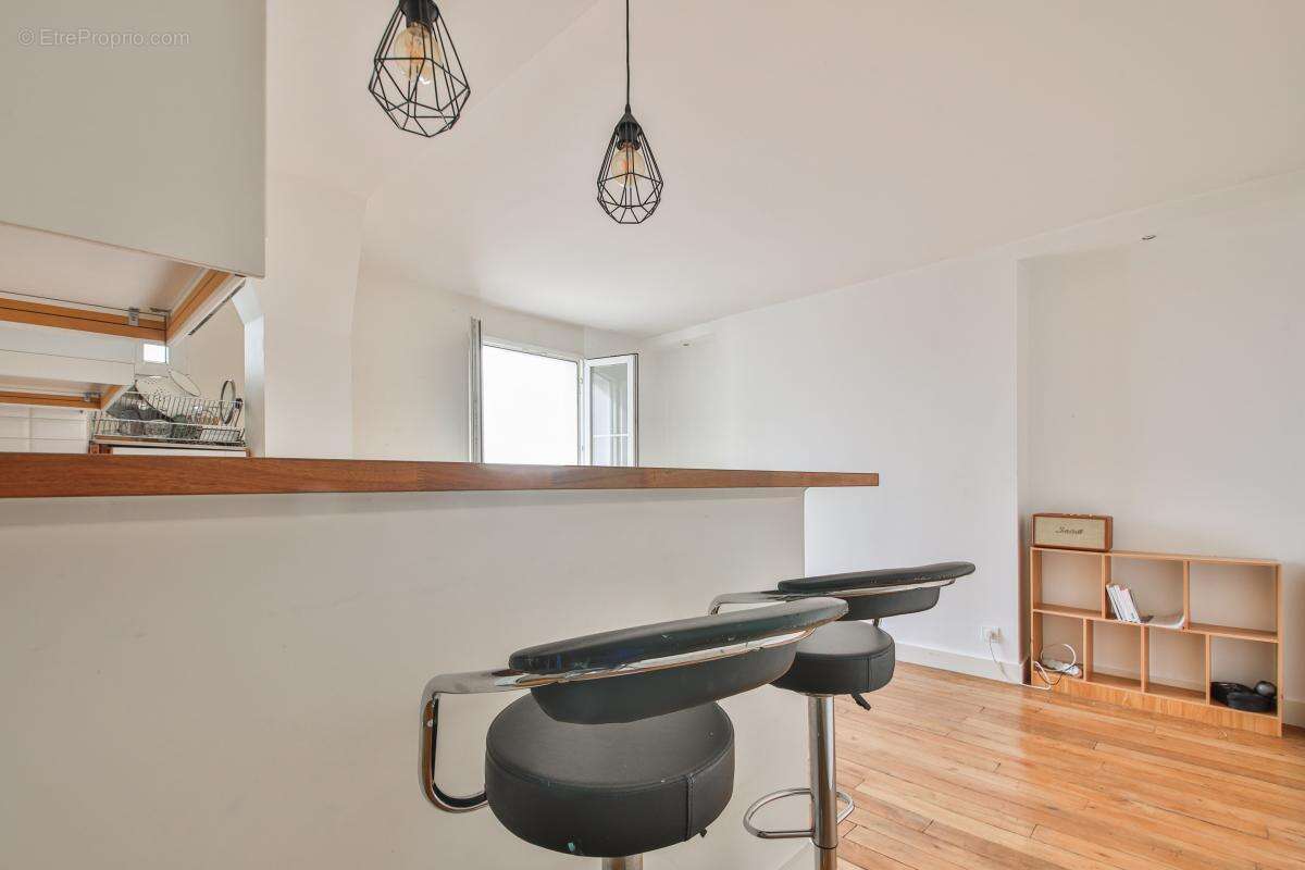 Appartement à PARIS-18E