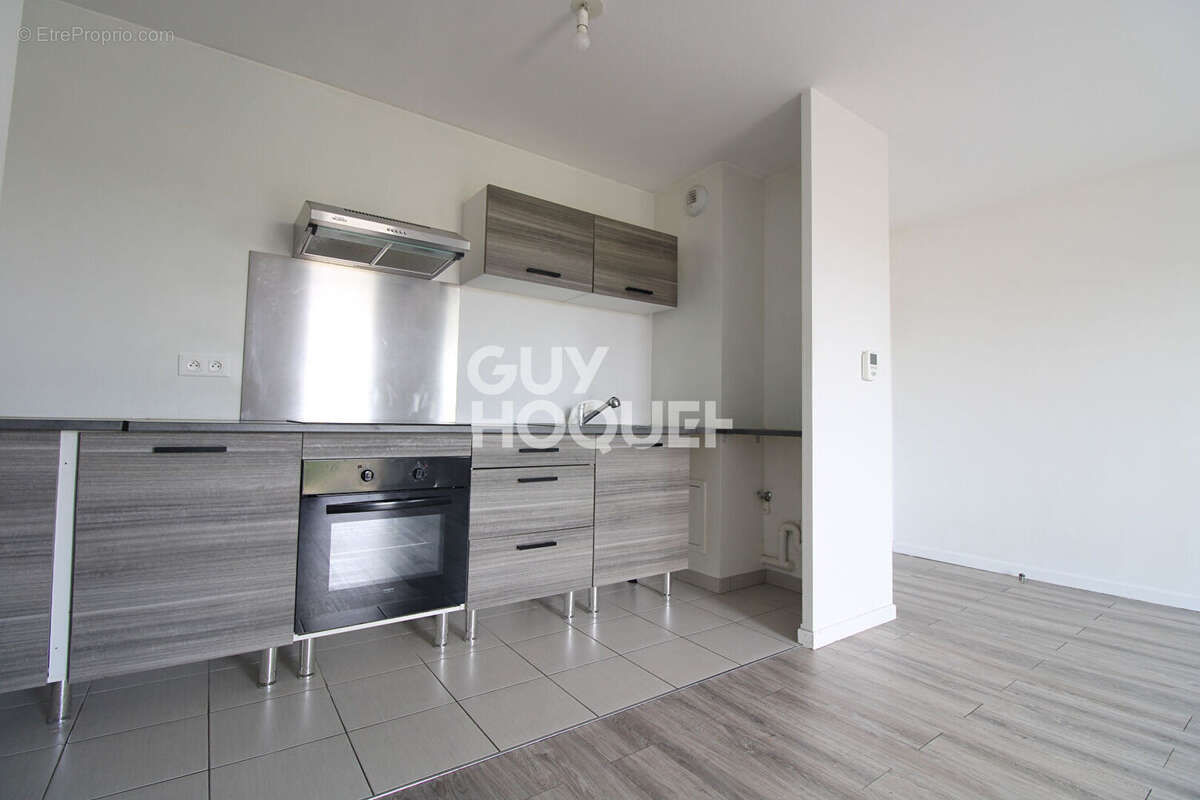 Appartement à BRIE-COMTE-ROBERT