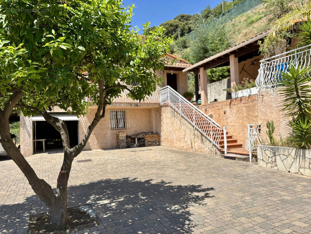 Maison à GORBIO