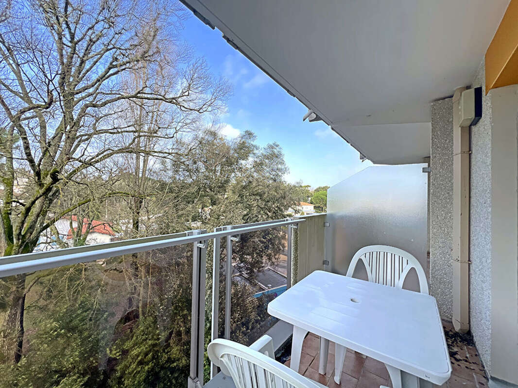 Appartement à VAUX-SUR-MER