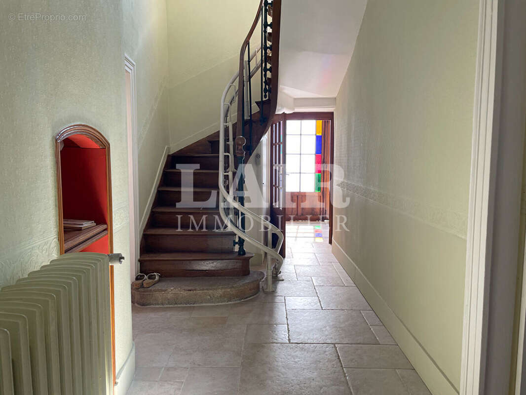 Demeure de charme à vendre sur Mamers, réf B15565 - photo 8