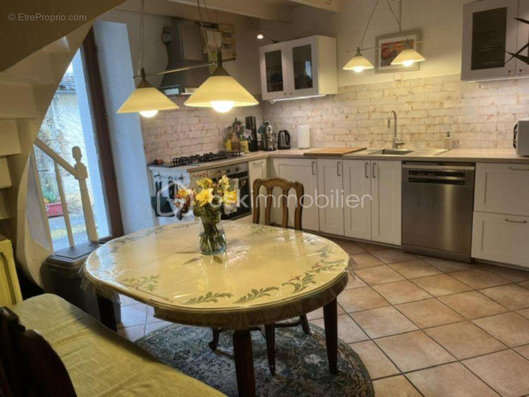 Maison de village avec extérieur - photo 10