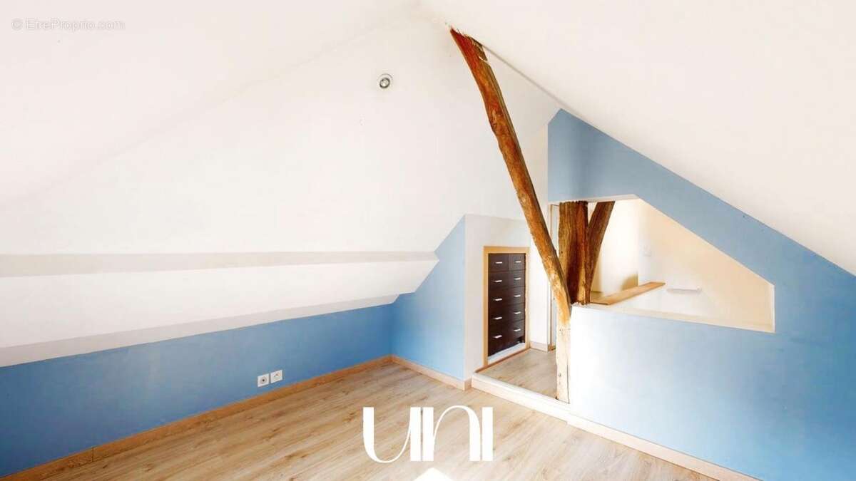 Maison à MEZIDON-CANON