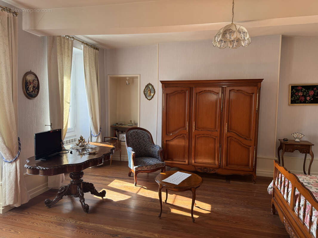 Appartement à CORBIGNY