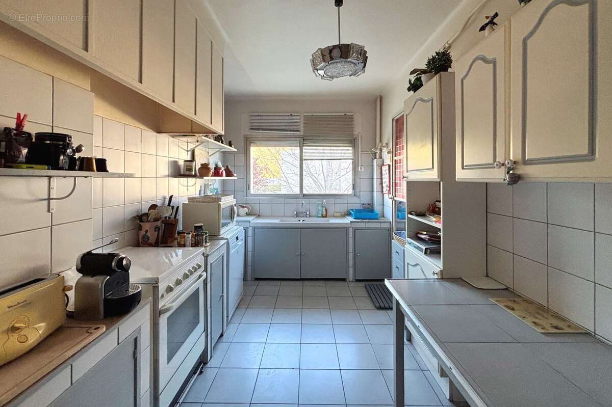 Appartement à MARSEILLE-8E
