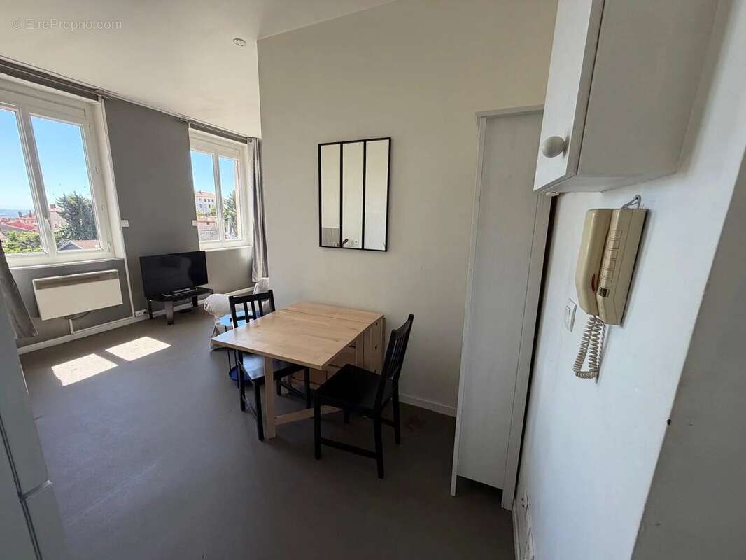 Appartement à LYON-5E