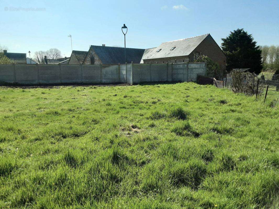 Terrain à GUISE