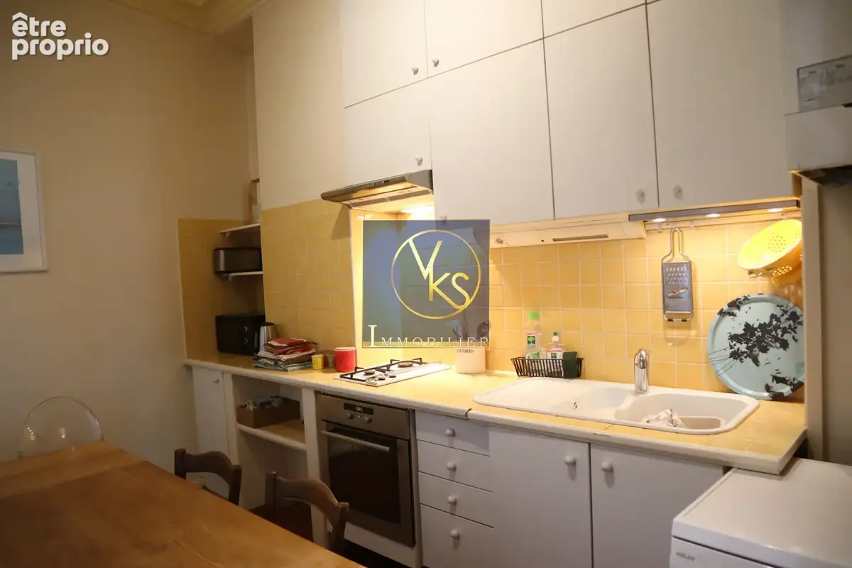 Paris iii - rue de la perle - 62 m2 - photo 2
