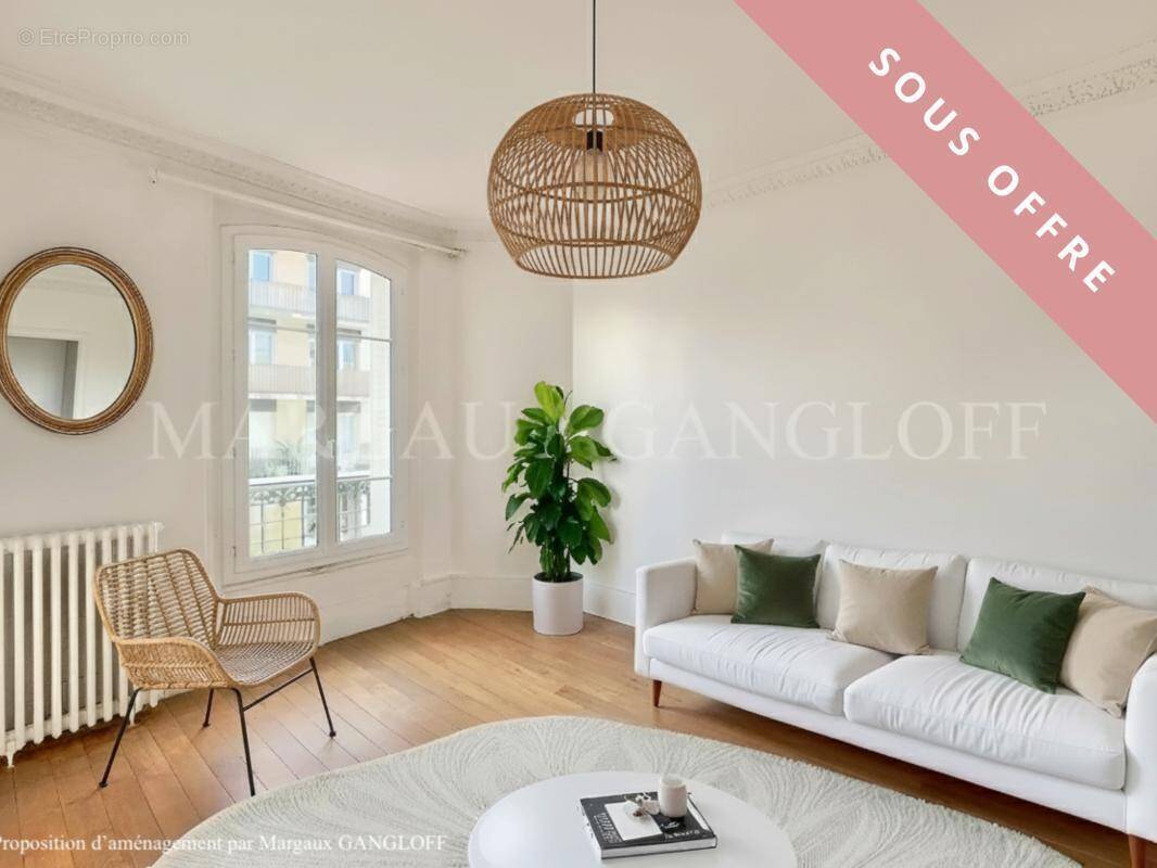 Appartement à COURBEVOIE