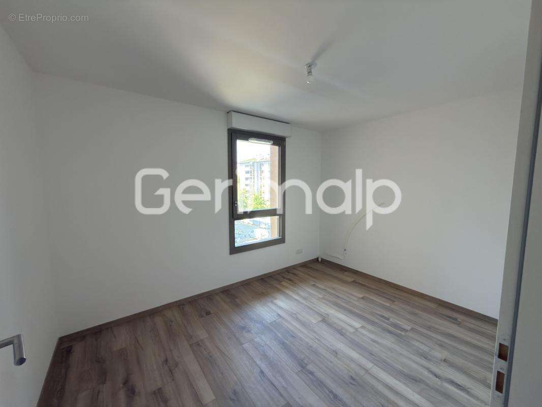 Vente - Appartement - 5 pièces - 112 m² - 800 000 € - ANNECY - photo 5