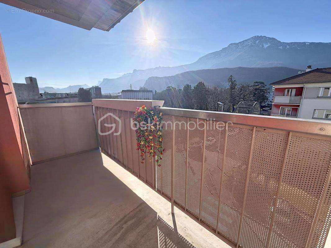 Appartement à ECHIROLLES