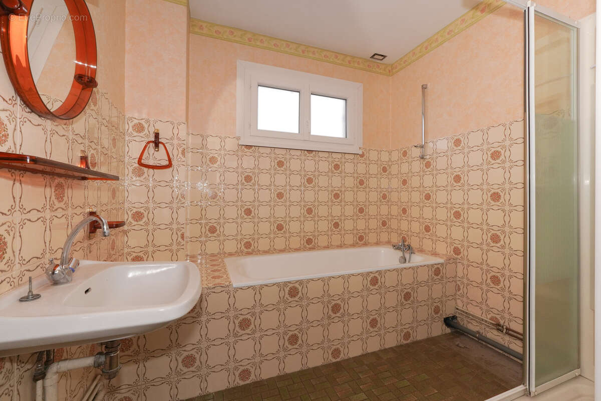 Maison à PONT-DU-CHATEAU