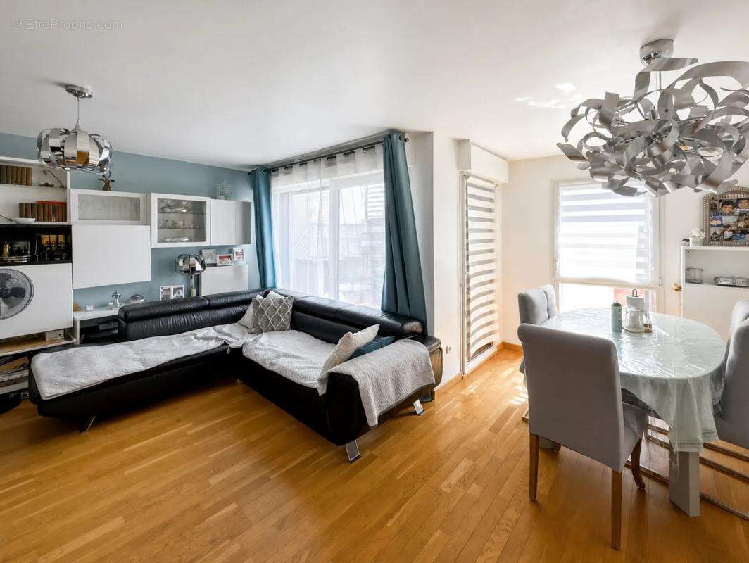 Appartement à COLOMBES