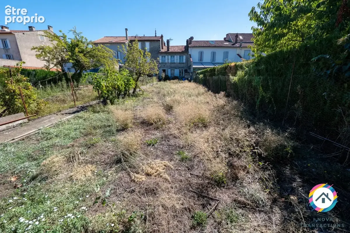 Maison de ville 140 m² à rénover – Jardin, combles et cave - photo 2
