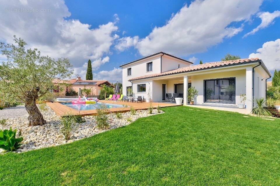 Terrain à VILLENEUVE-LES-MAGUELONE