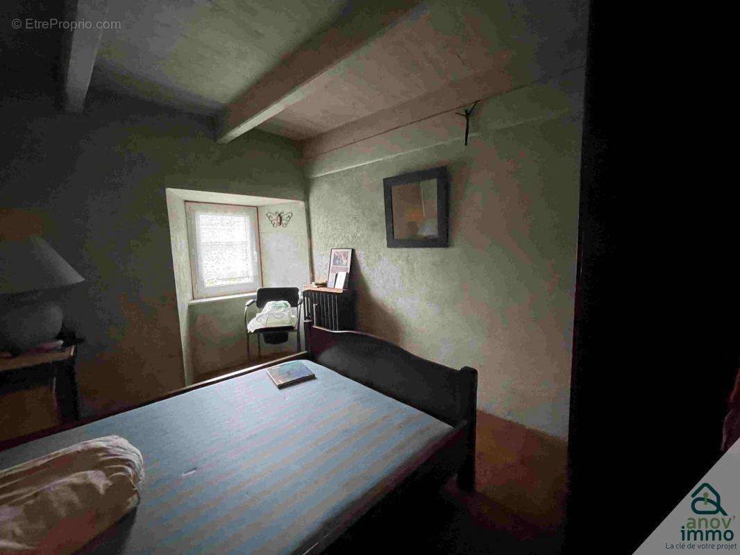 Maison à NEUVEGLISE