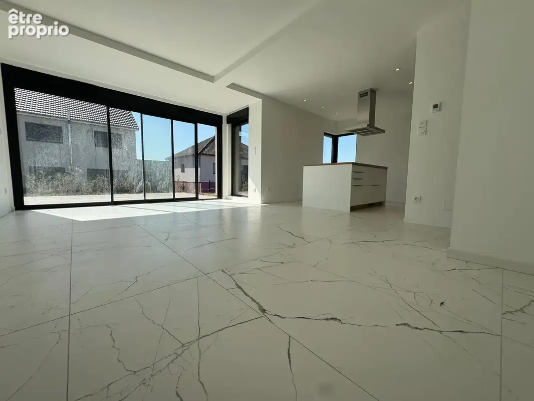 Appartement neuf en rez-de-chaussée avec terrasse de 20 m2 et jardin privatif de 130 m2 + garage + parking. - photo 9