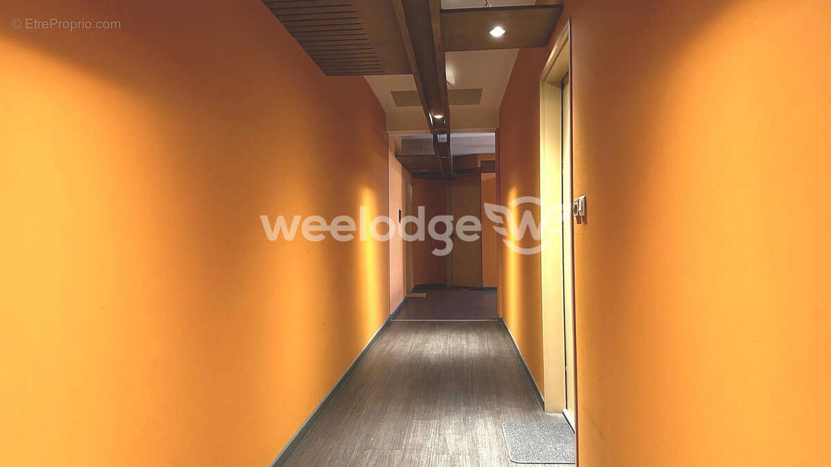 Commerce à LE PONTET