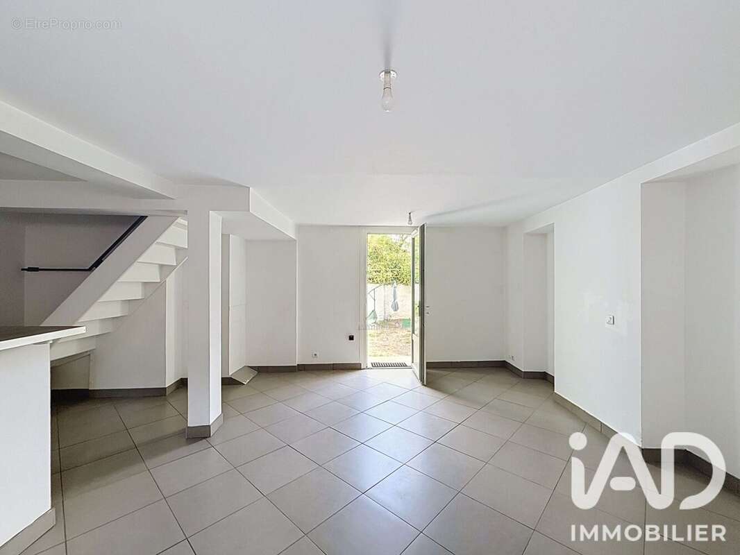 Maison 84 m² à Mantes-La-Jolie  - photo 7