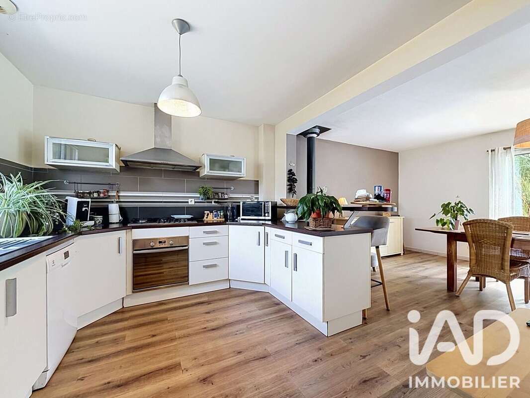 Maison 100 m² à Clohars-Carnoet  - photo 7