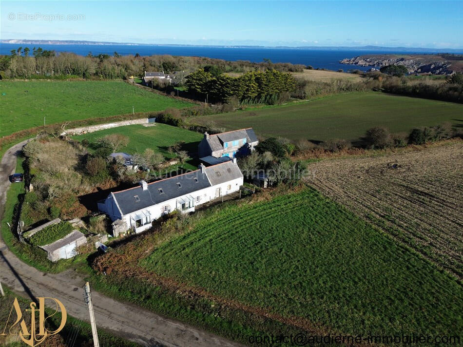 Maison à BEUZEC-CAP-SIZUN