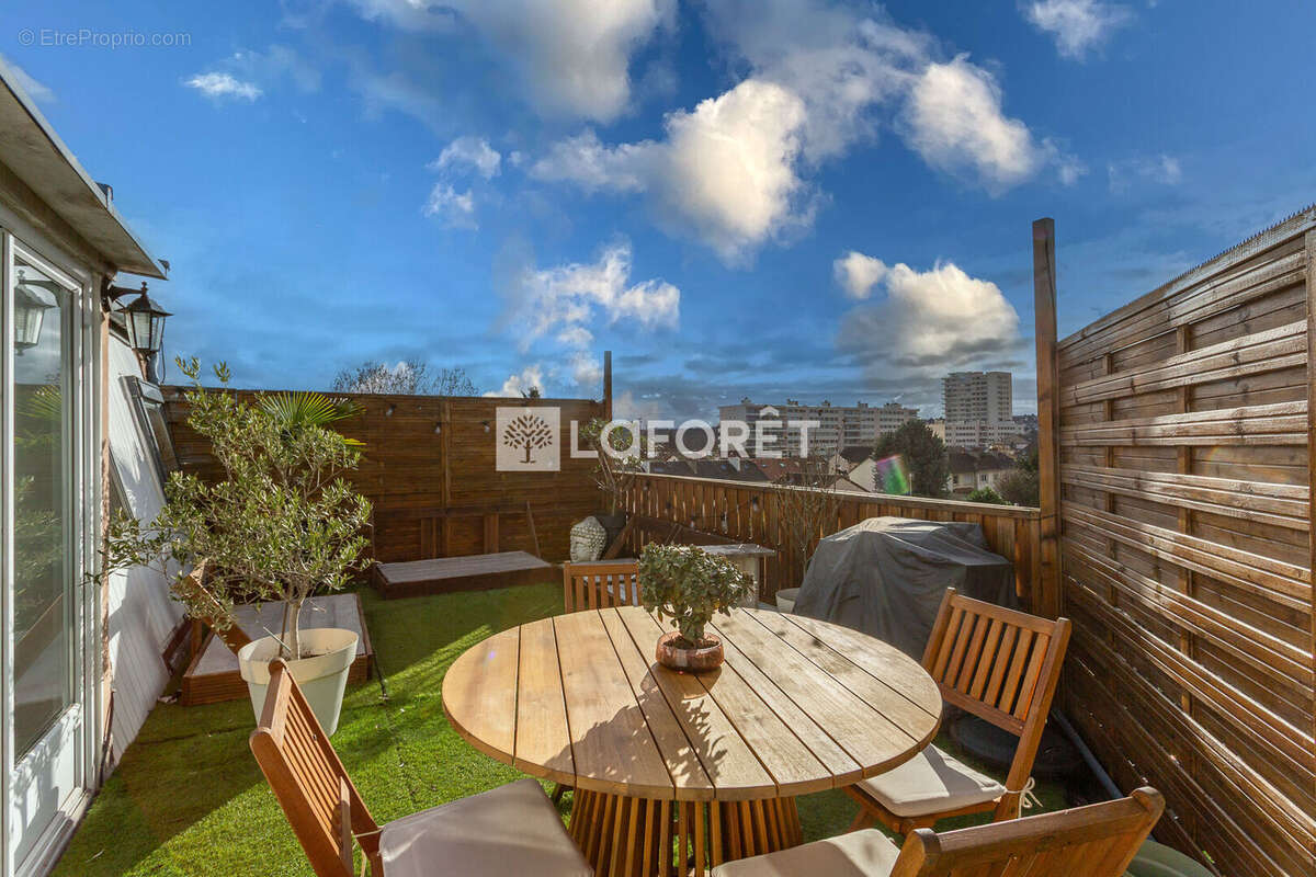 Appartement à VIRY-CHATILLON