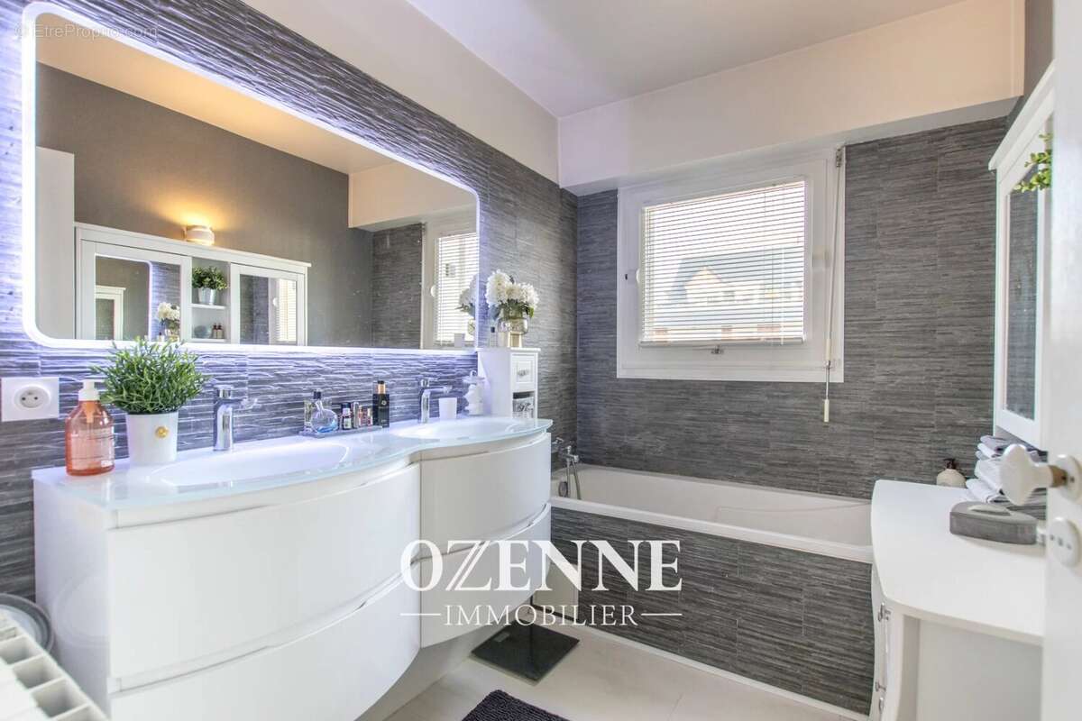 Appartement à BENERVILLE-SUR-MER