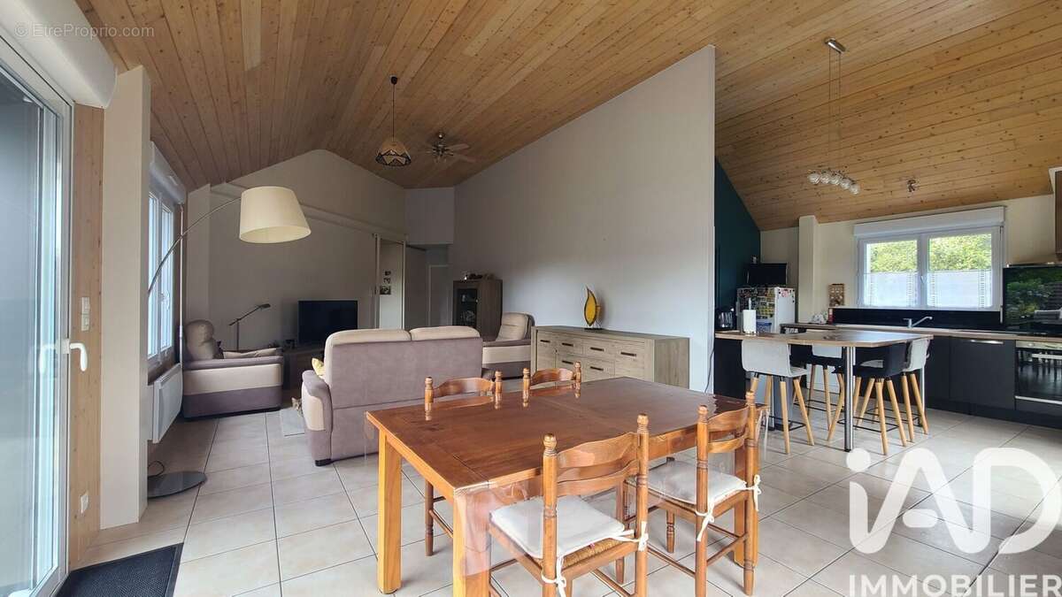 Photo 2 - Maison à ALLONNES