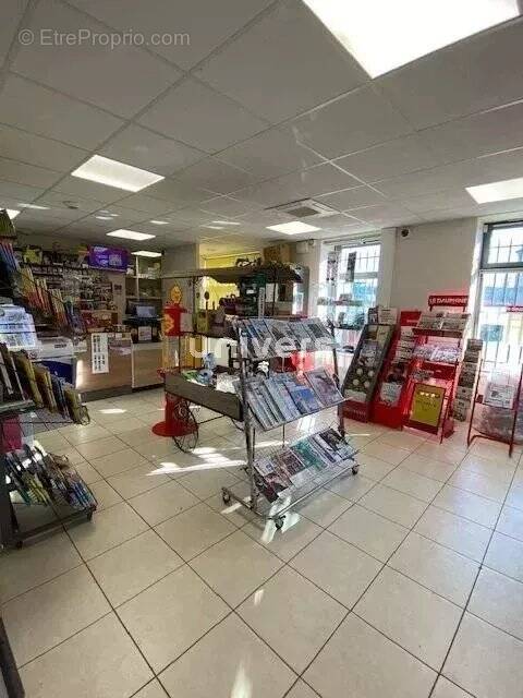 Commerce à ALBOUSSIERE