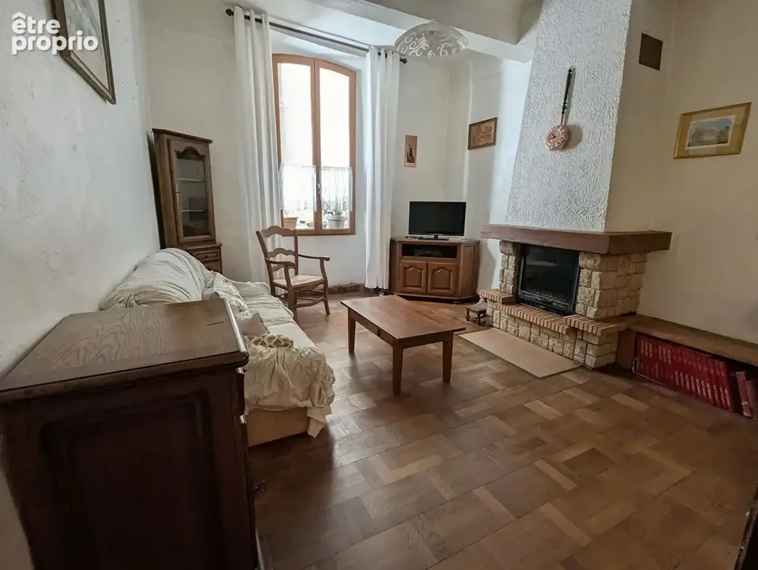 Photo Appartement à Aups au prix de 150 000€