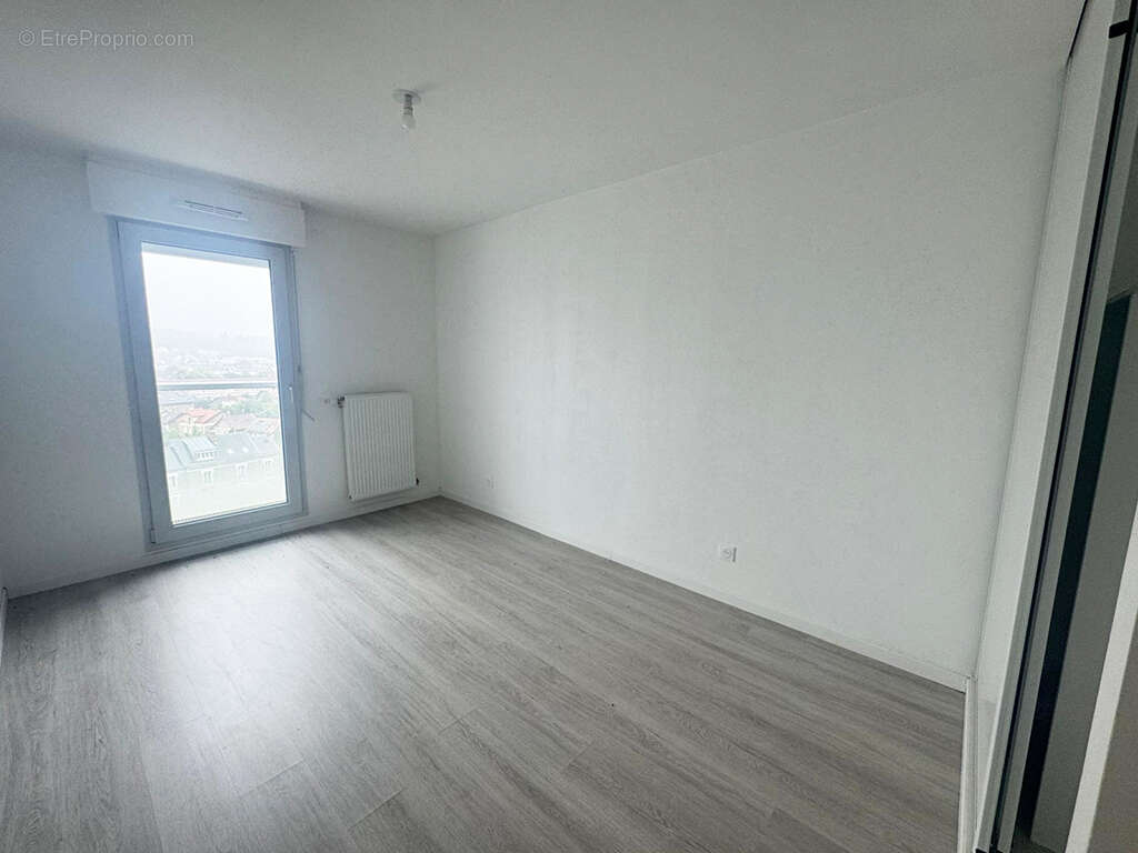 Appartement à JUVISY-SUR-ORGE
