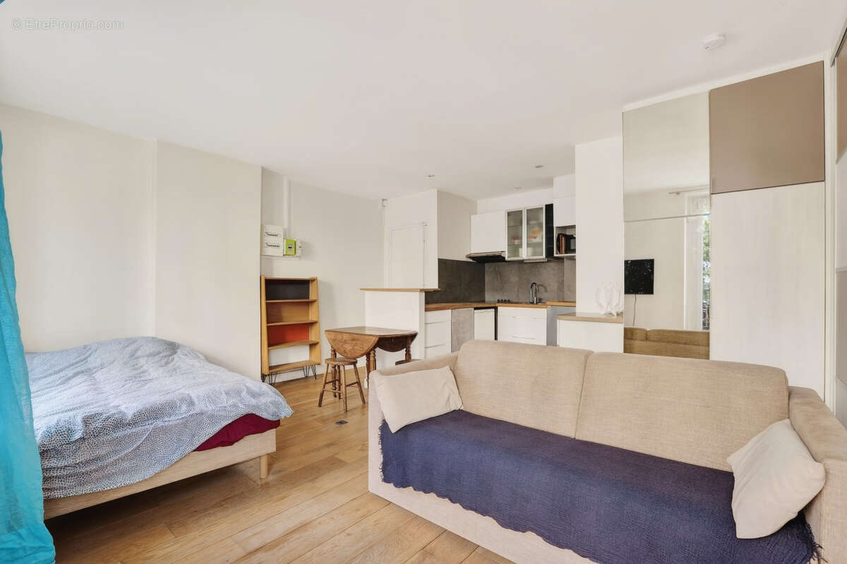 Appartement à PARIS-12E