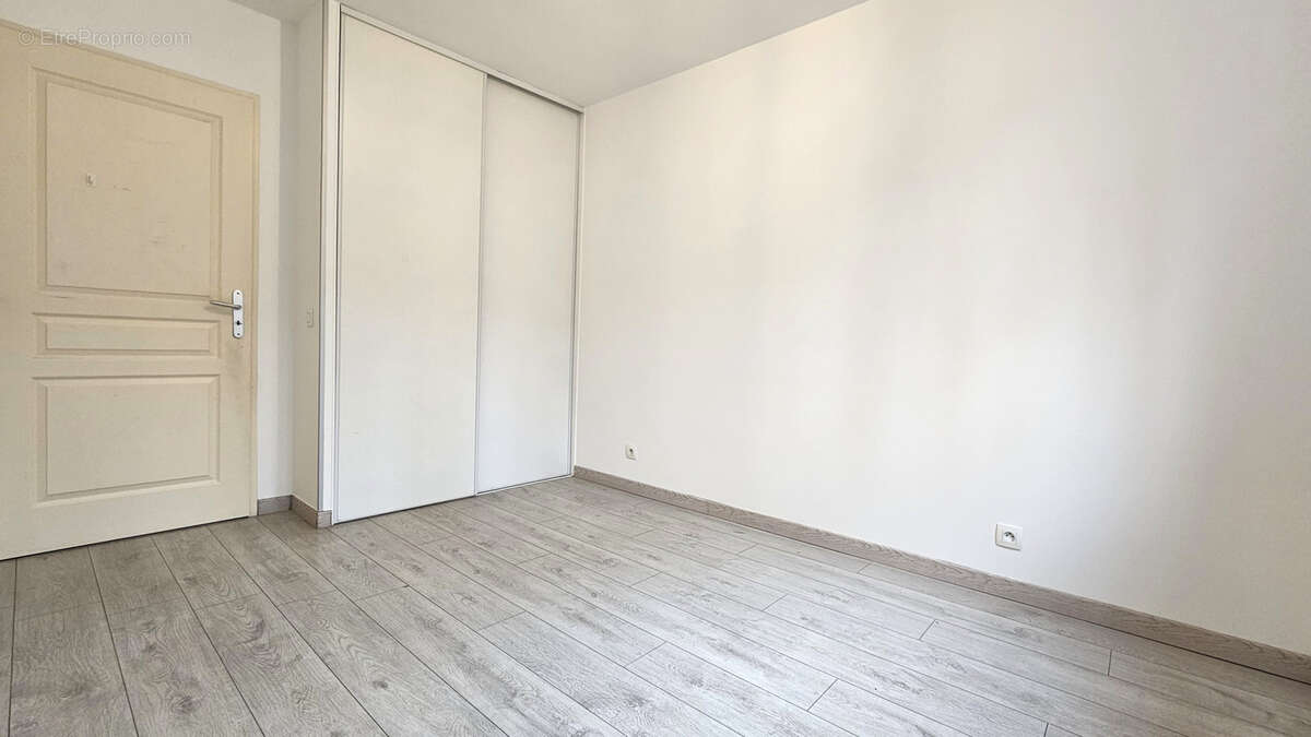 Appartement à SERGY