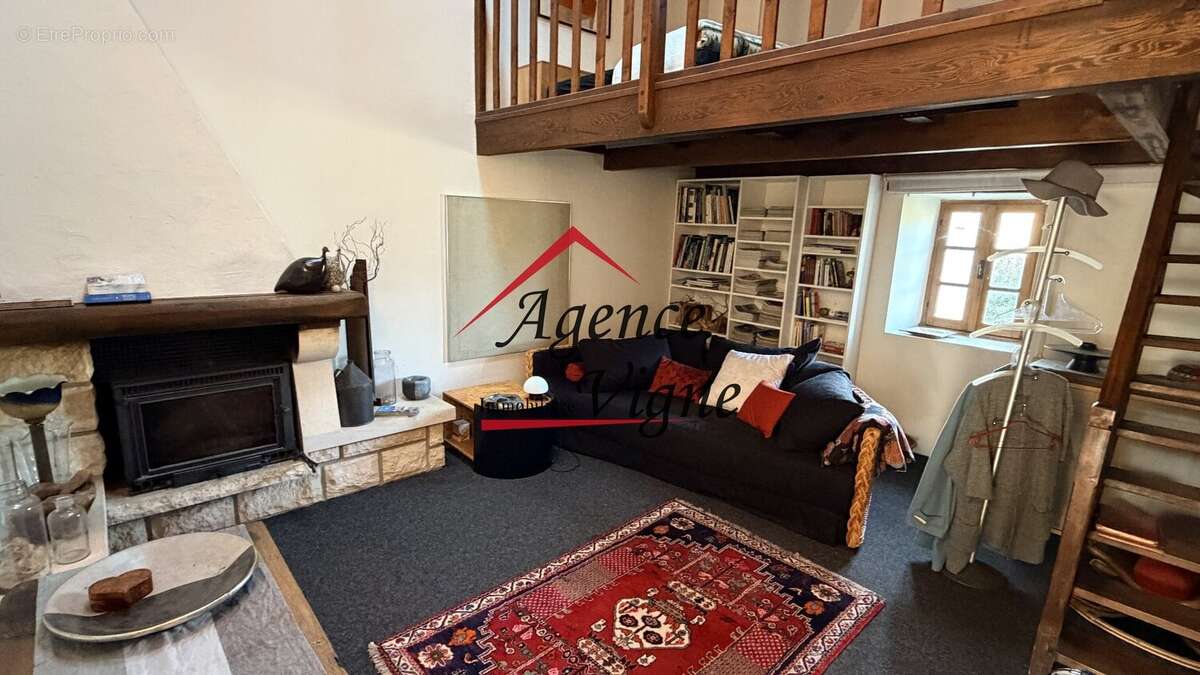 Maison à SAINT-VICTOR-DE-MALCAP