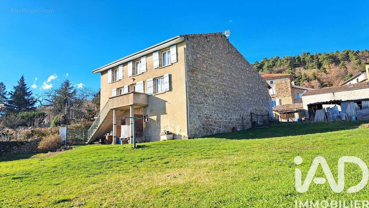 Maison 110 m² à Savas  - photo 3