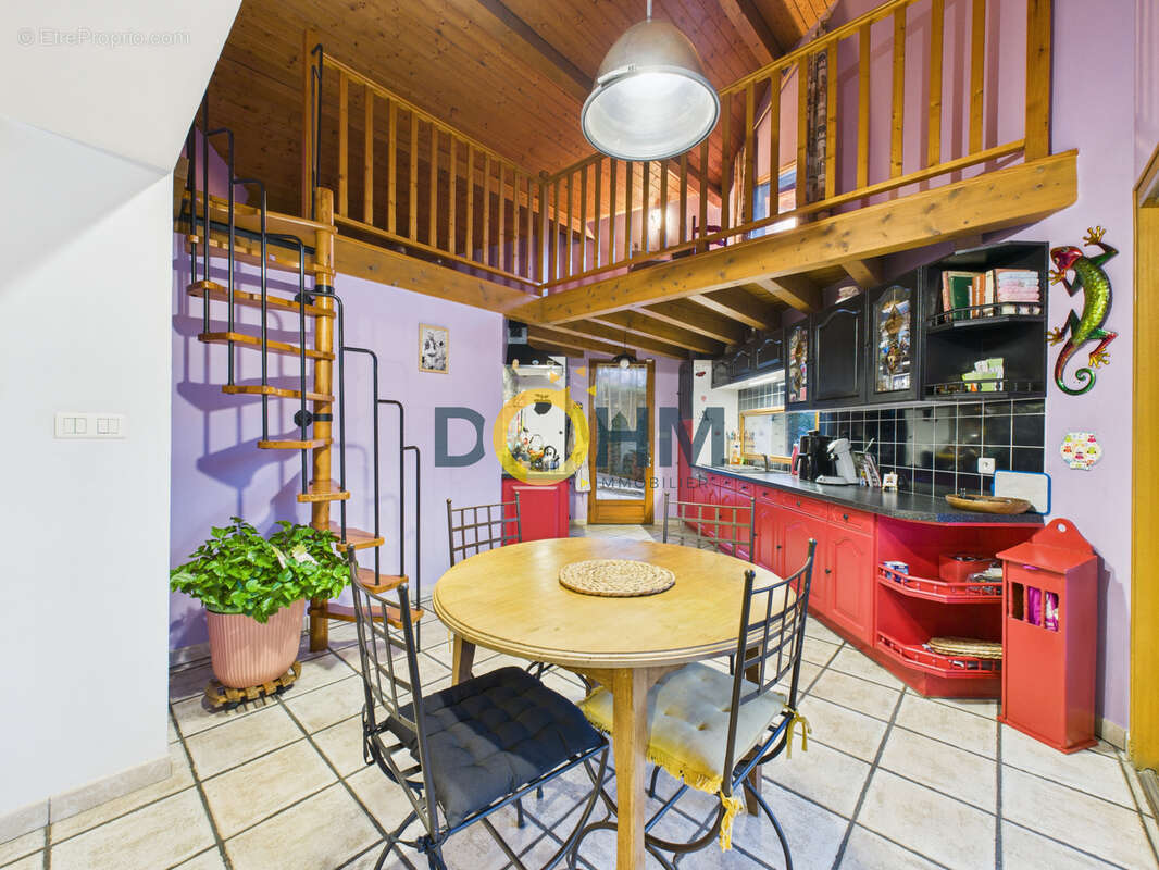 Belle maison familiale de 141 m2 à Monistrol. - photo 9